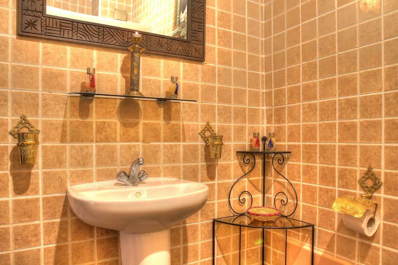 Guest house Dar Al Hamra 3*