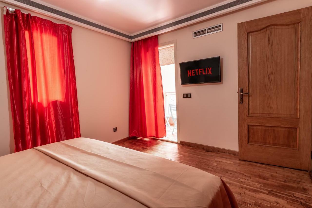 Majorelle Family Apartment