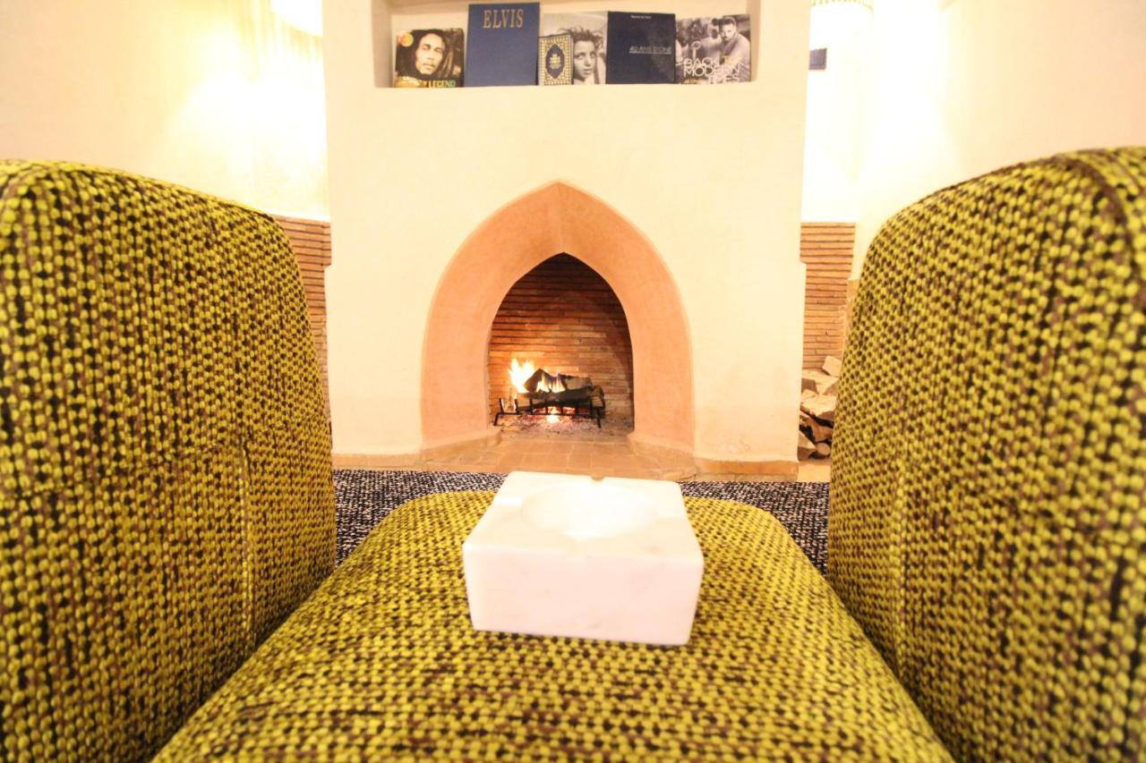 Riad Agnes Et Zohra 3*