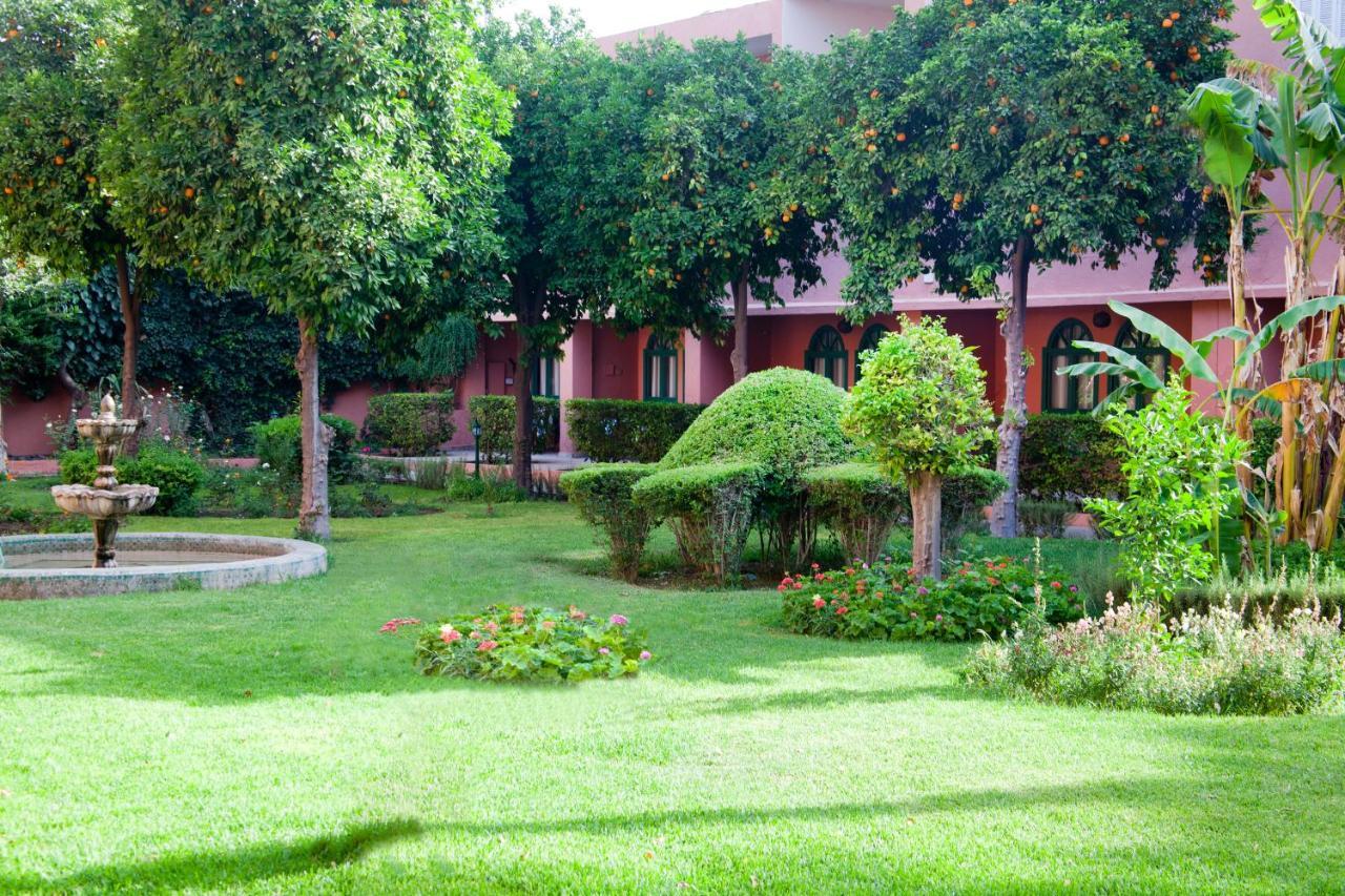 Chems Hotel 4*