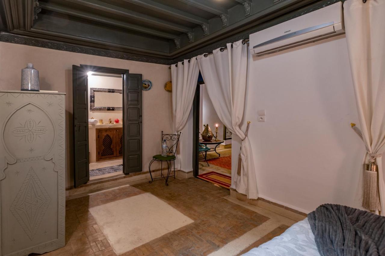 Dar El Arsa Rooftop & Jacuzzi Bed & Breakfast
