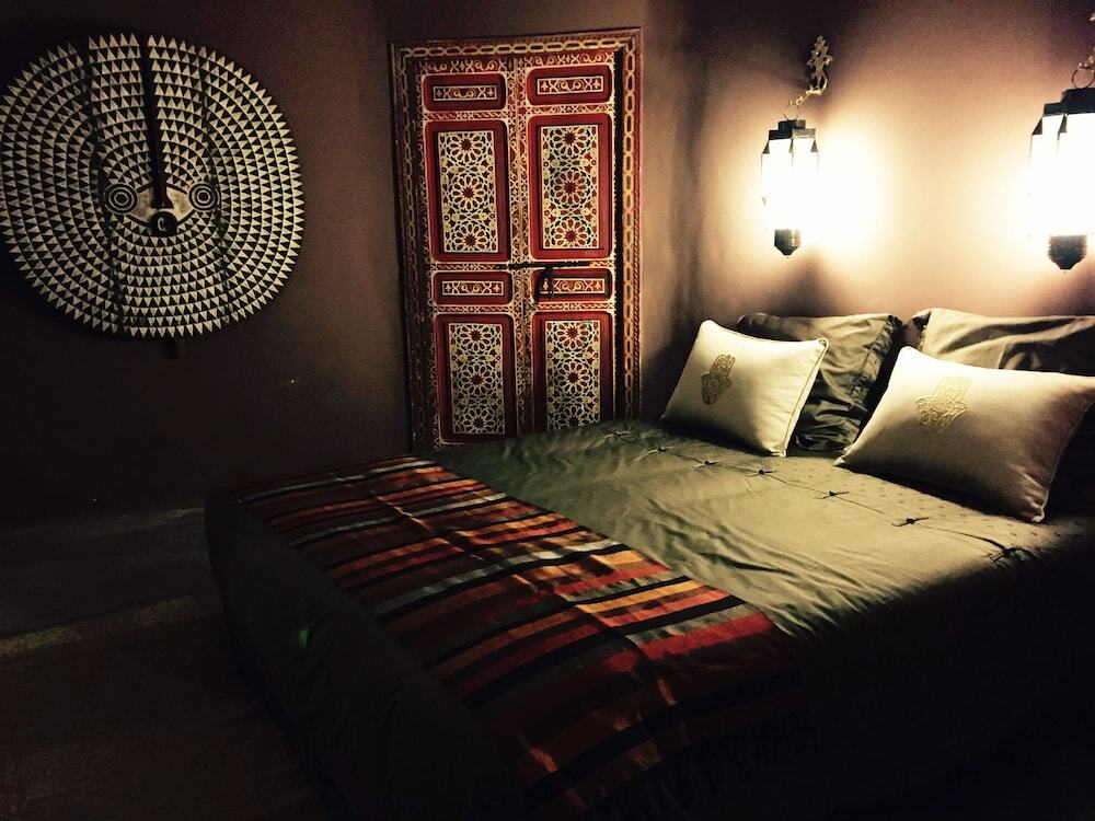 Riad 144