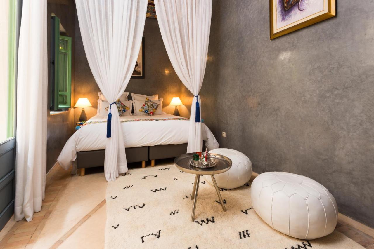 Azrur Bed & Breakfast 4*