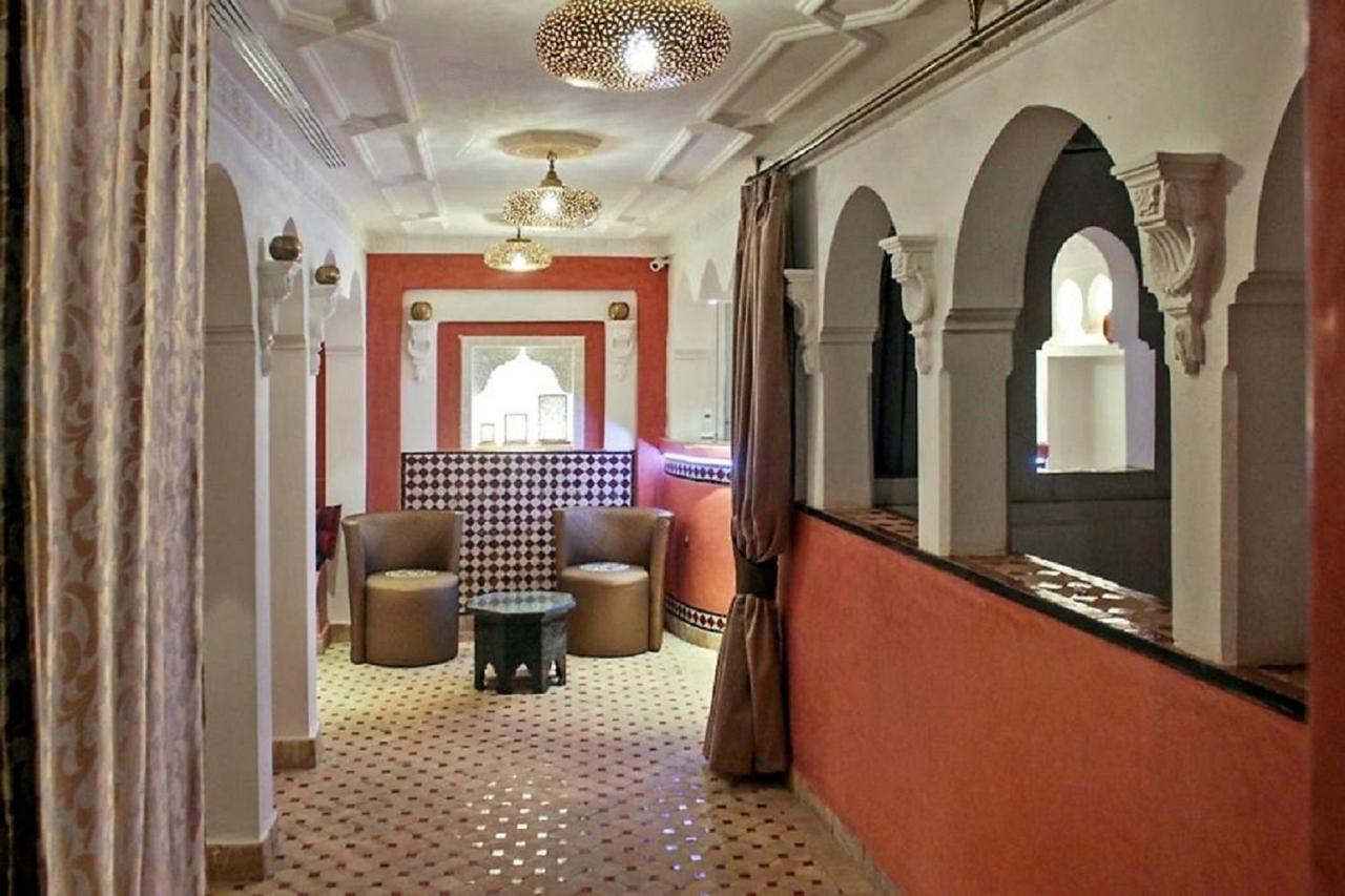 Riad Nadira *