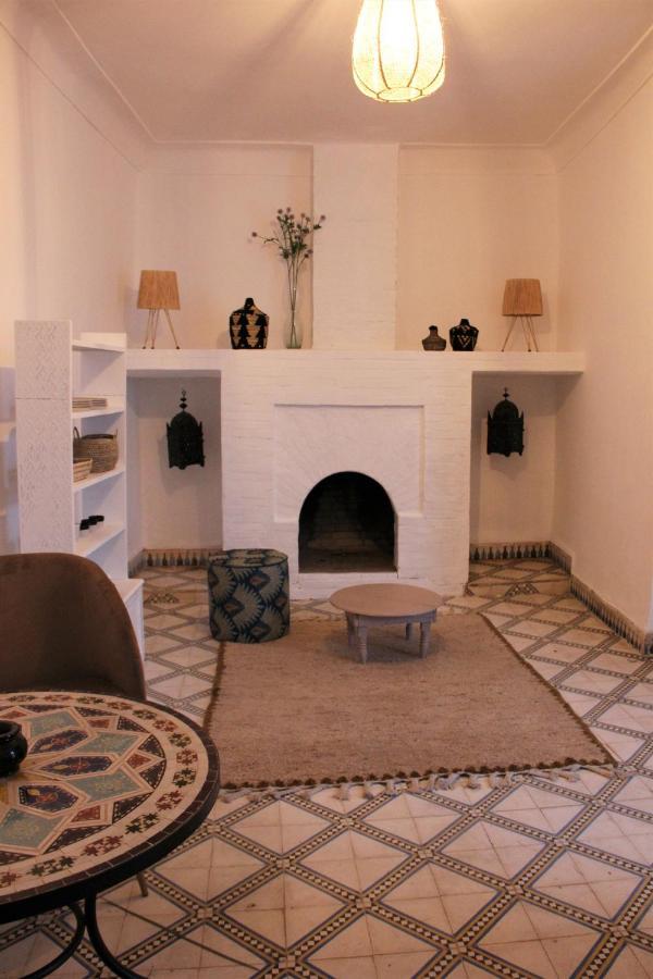 Gasthuis Ouda 2*