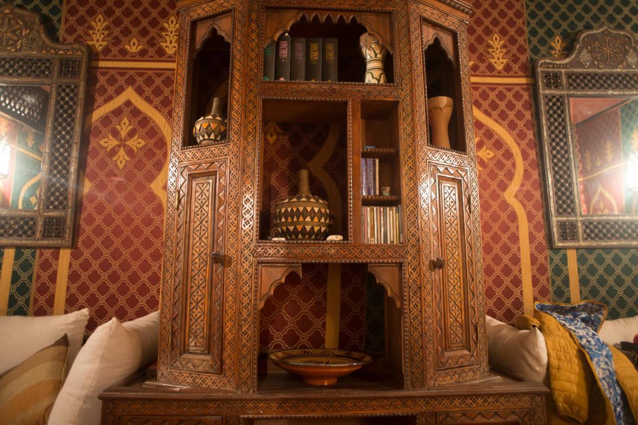 Mina * Marrakesh