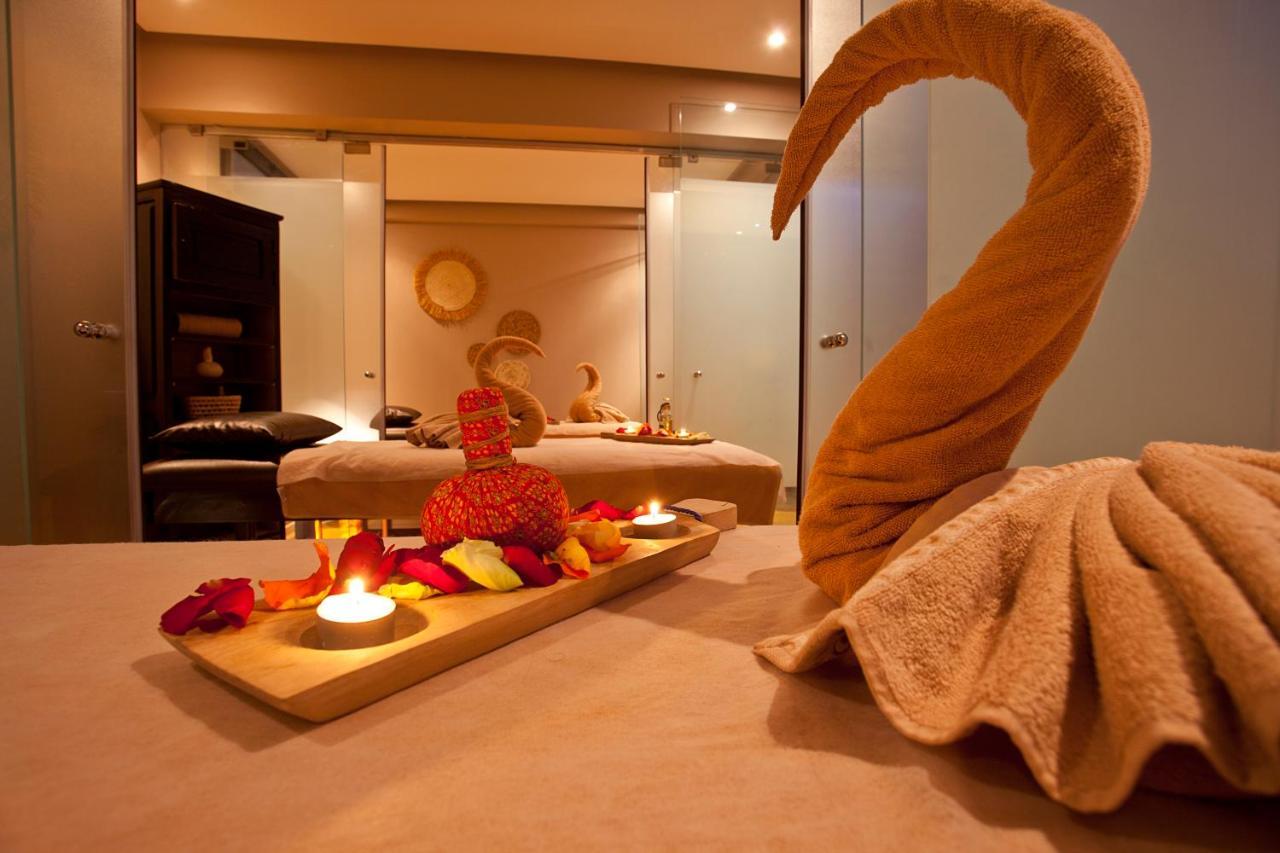 Hotel Amani & 3*