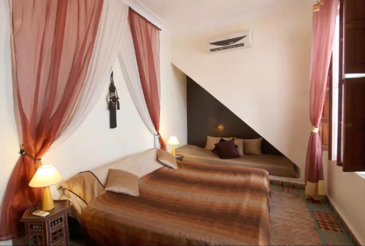 Al Warda Riad 2*