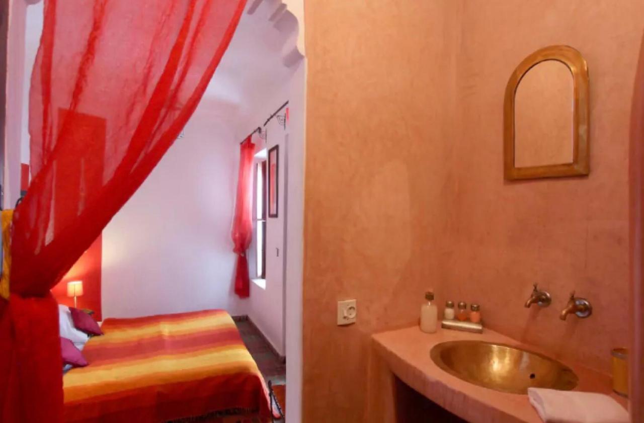 Riad Al Warda 2*