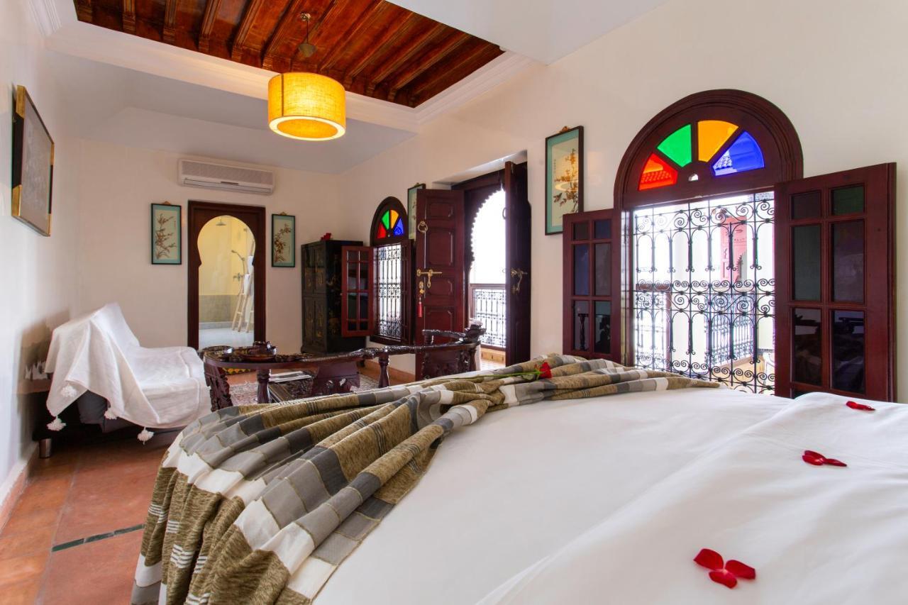 Riad Lamdina *