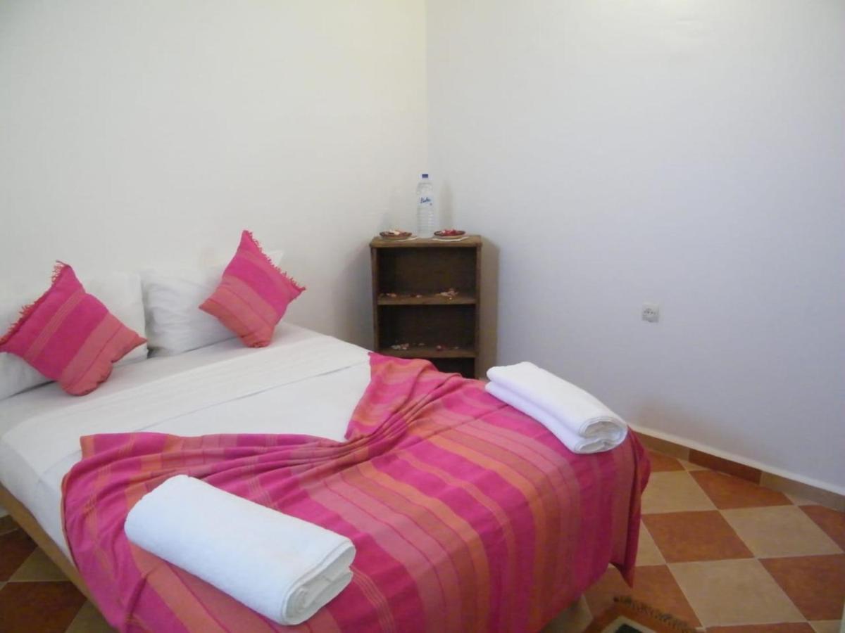 Mondial Hostel *