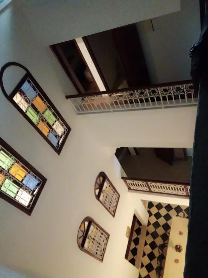 Mondial Hostel *