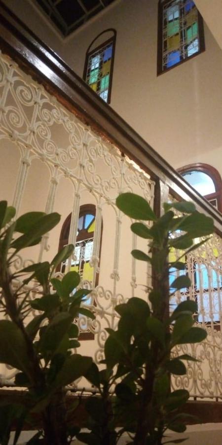 Hostel Mondial