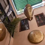 Riad Oumnia - Top Emplacement - Riad En Entier - Jacuzzi