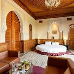 Nomadz Palace