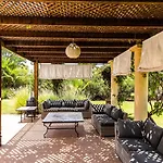 Villa de Luxe avec Piscine Privée et Golf