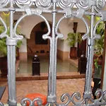 Riad Les Nuits De Marrakech