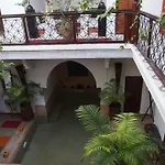 Riad Les Nuits De Marrakech