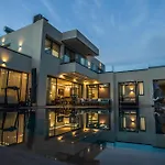 Villa Snobe