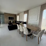 Charmante Villa Aya! Elegante & Calme Avec Piscine