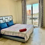 Family Apartment 21