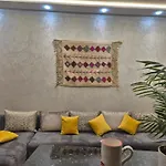 El Mehenni 2 Chambres Jacuzzi Patio