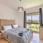 Prestigia Opale Views
