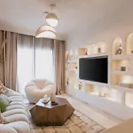 Chic City Suite With Pool And Gym In Central Gueliz