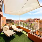 Magnifique 2 Chambres Terrasse Et Wifi A Marrakech