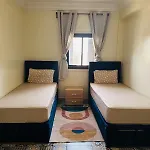 Julie Airport Authentic Apartment