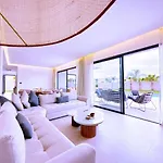 Villa Amjad, Haut Standing Avec Piscine & Parking