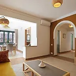 Spacious 3Br Apartment-Pool&Ac- Heart Of Marrakech- Hivernage
