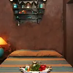 Riad Nathalie