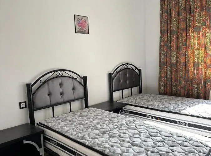 Gueliz Center Home