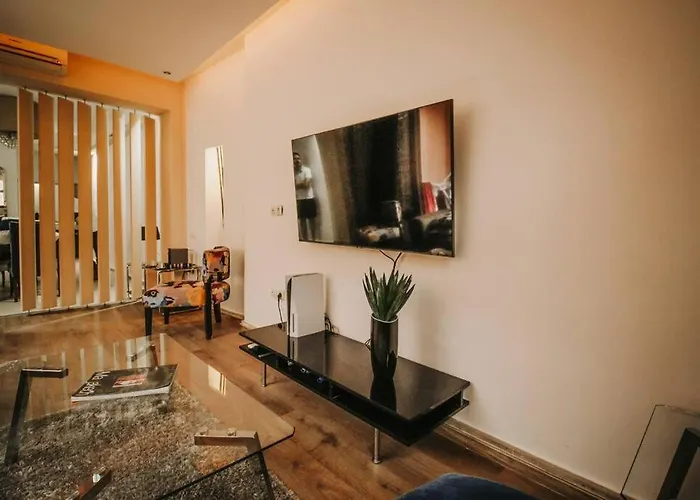 Logement Confortable Et Chic, Gueliz, Carre Eden