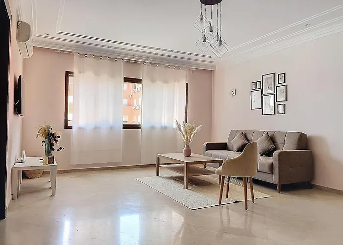 Cosy And Spacious Apartment In Gueliz
