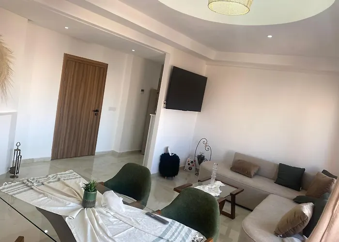 Detente Et Raffinement-Appartement Avec Piscine