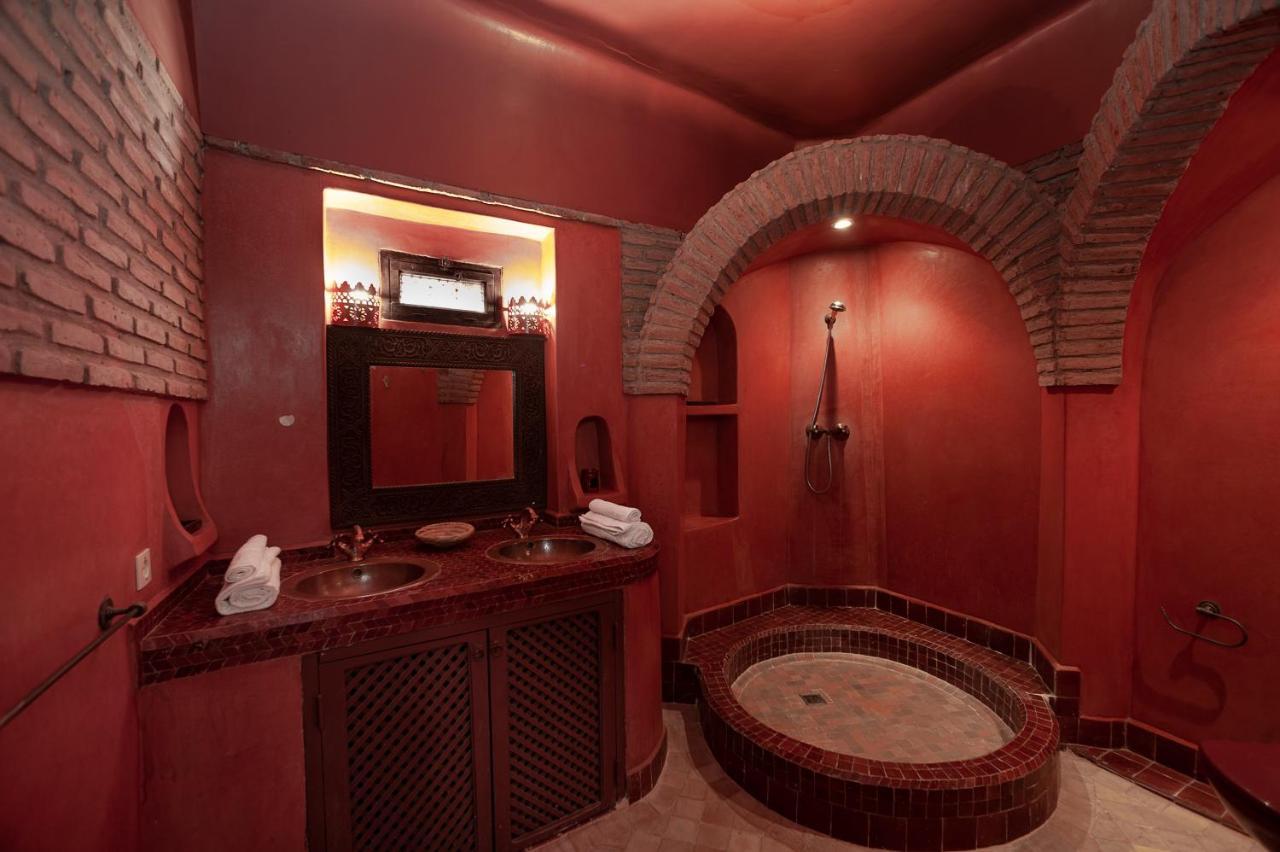 Riad Khabia & 3*
