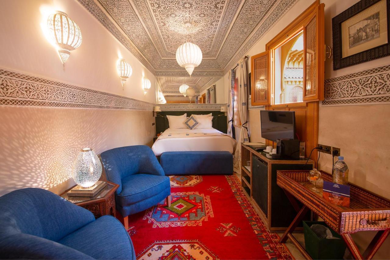 Guest house Elegancia Boutique & 4*