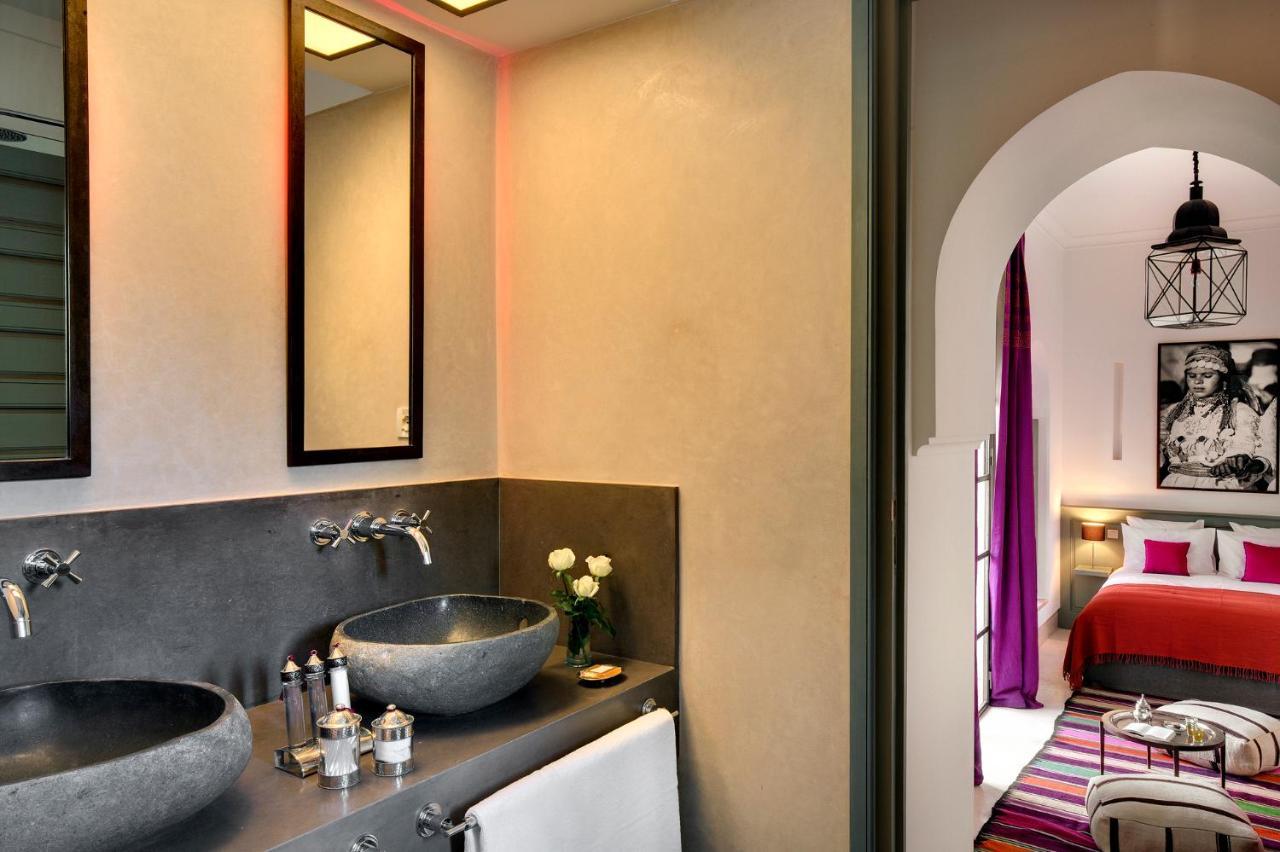 Antara Riad