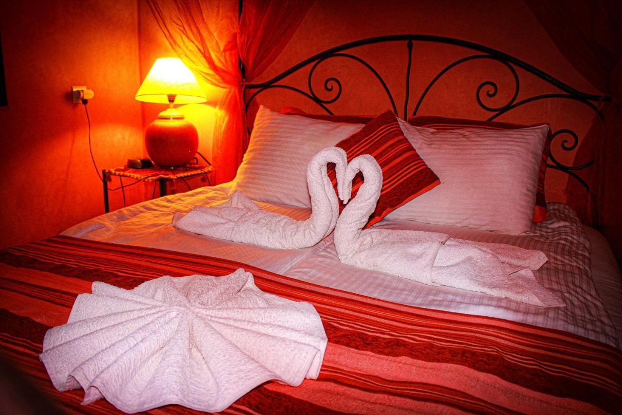 Losra Riad