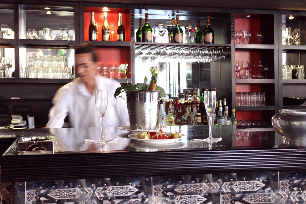 La Renaissance & (adults Only) Hotel