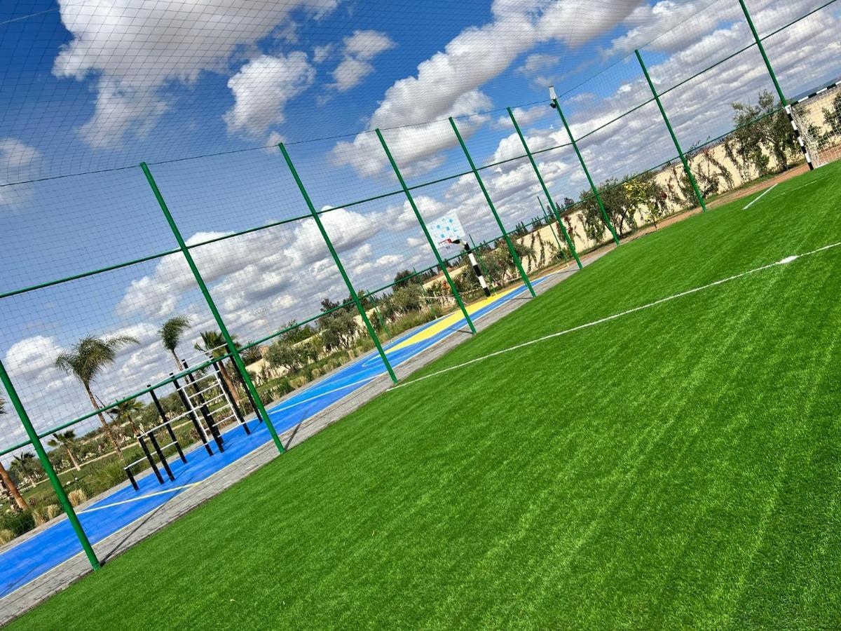 Dali Avec Terrains Foot,basket,cross-fit Villa Marrakesh