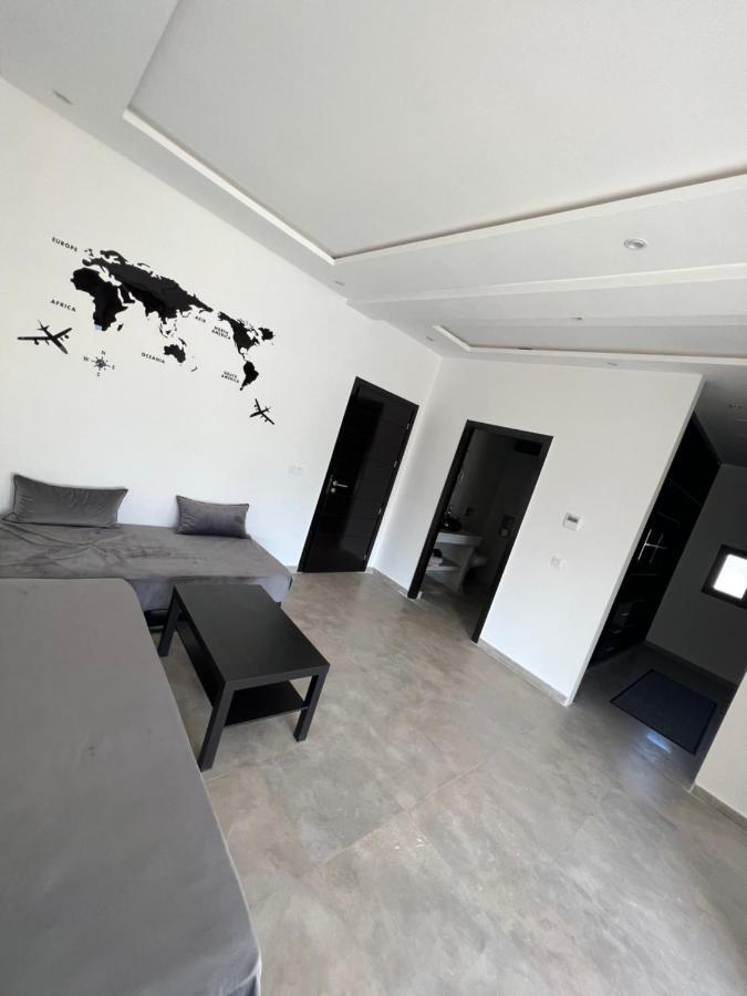 Dali Avec Terrains Foot,basket,cross-fit Villa *