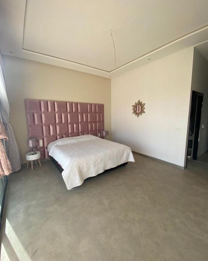 Dali Avec Terrains Foot,basket,cross-fit Villa Marrakesh