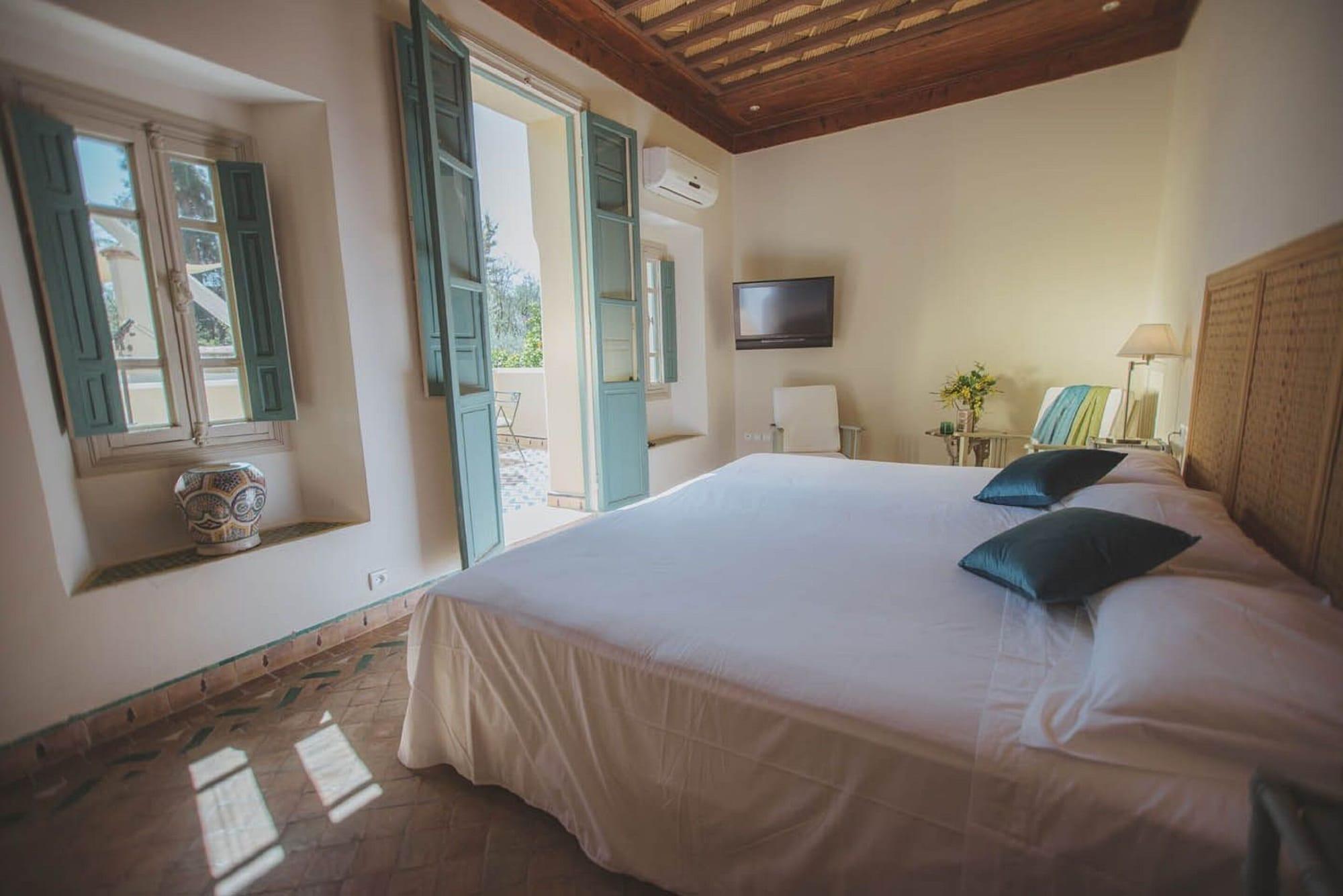 Hotel Les Deux Tours 5*
