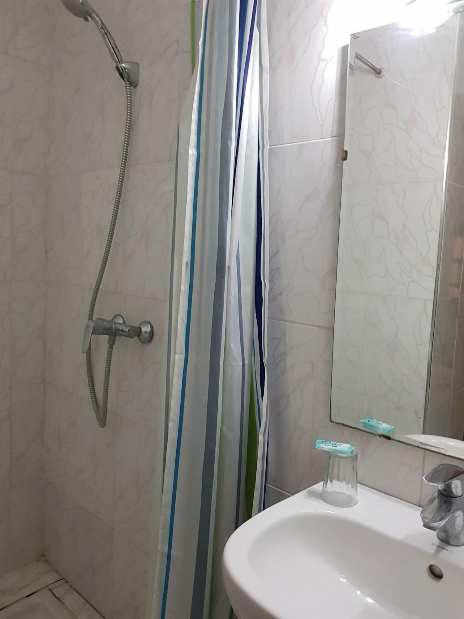 Ali Hotel