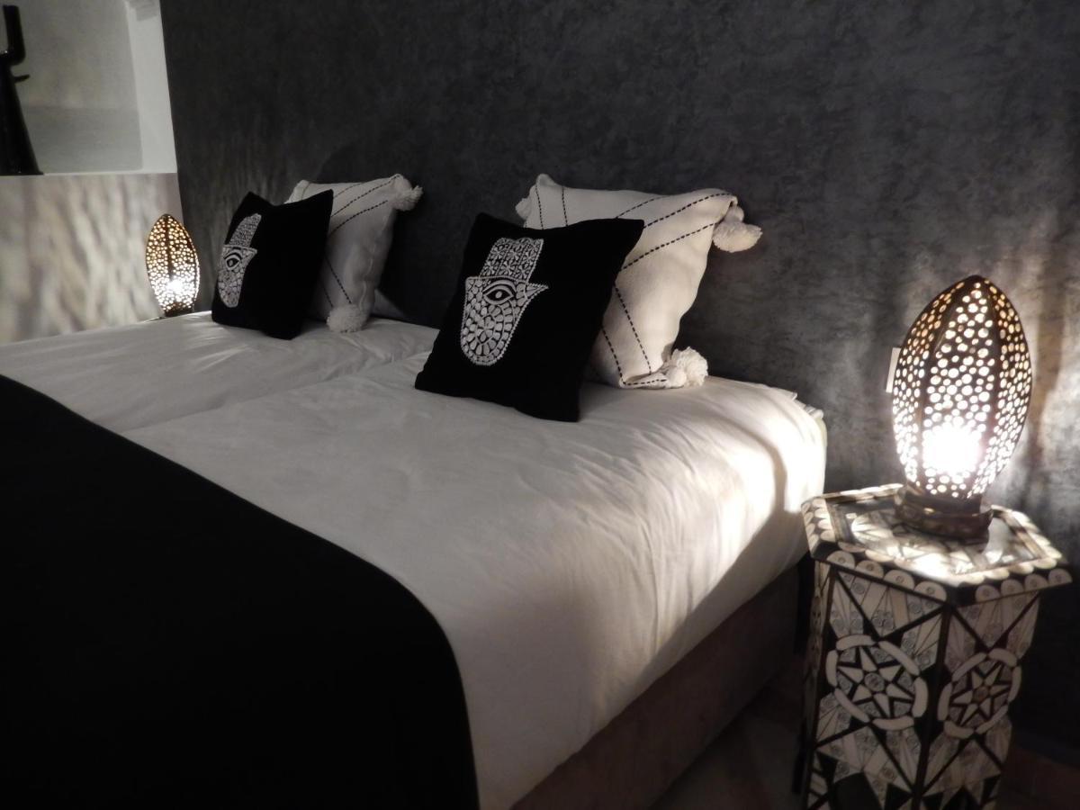 La Claire Fontaine 3*
