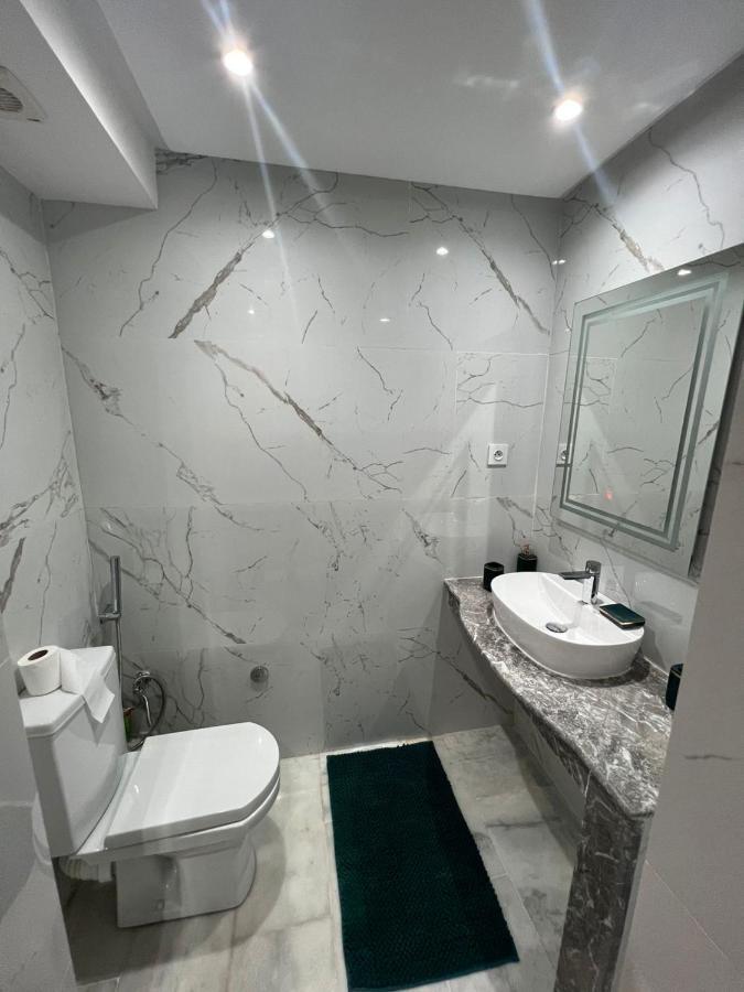 Appartement Palace B Av Hassan Ii Marrakech 40000 -brand New Luxury Unit#2 & Unit#29 *