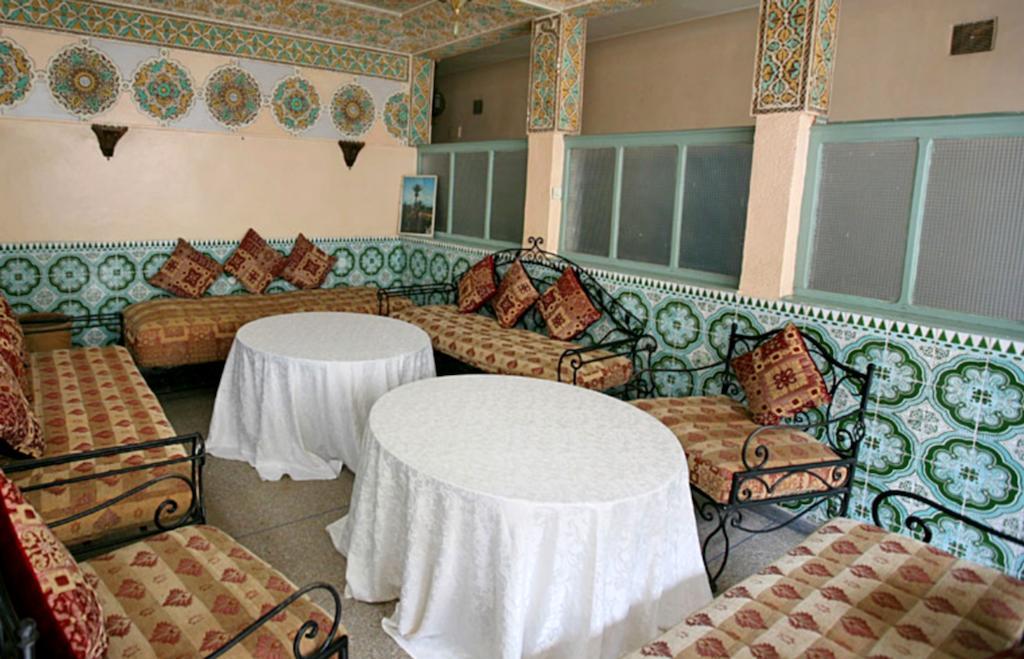 Ali Hotel 2*